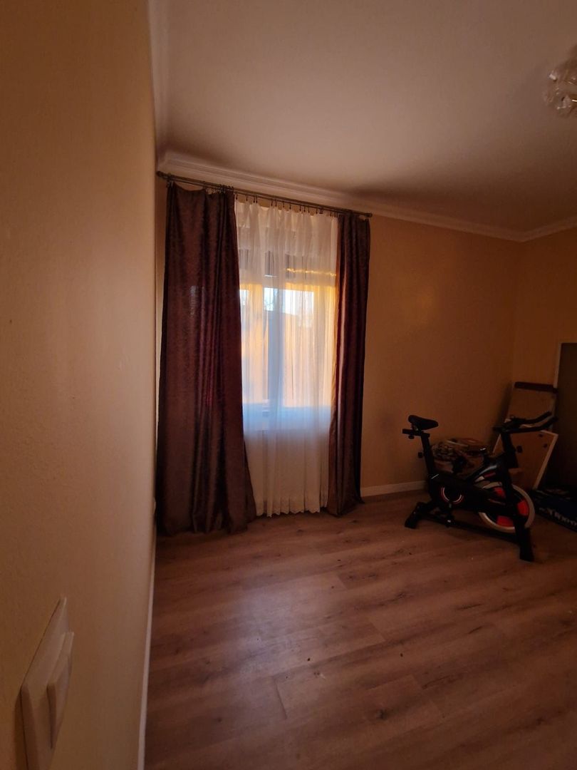 Apartament CENTRAL 3 camere Republicii - Poză 5