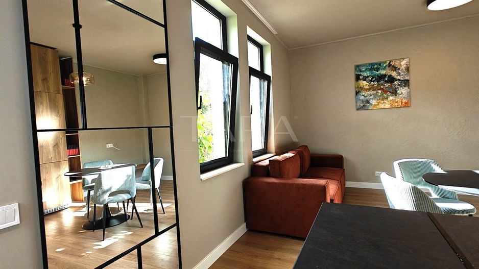 Apartament cu posibilitate de mansardare, parcare și grădină, central. - Poză 4