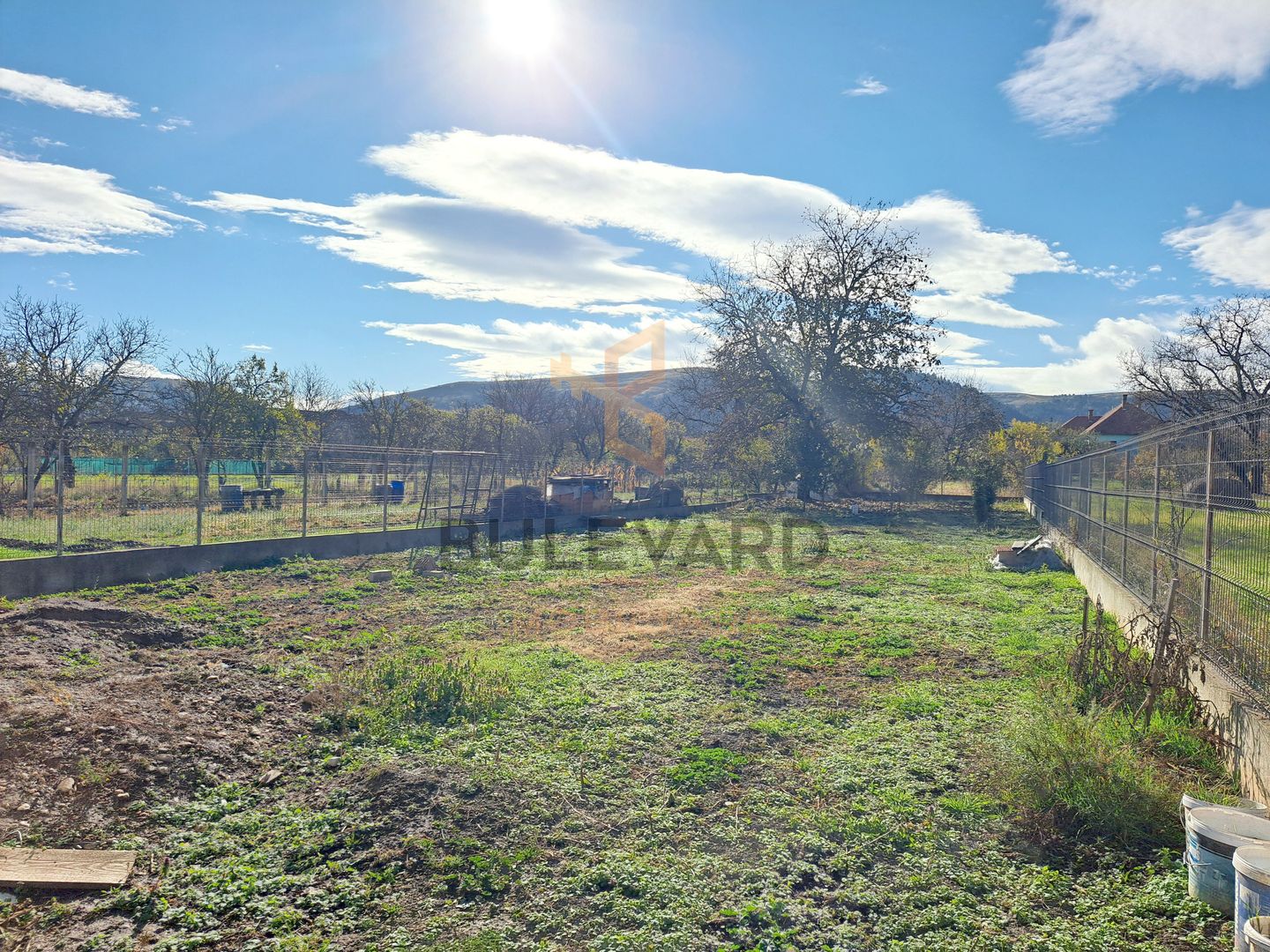 Casa noua + atelier 49 mp + teren 1030 mp! - Poză 23