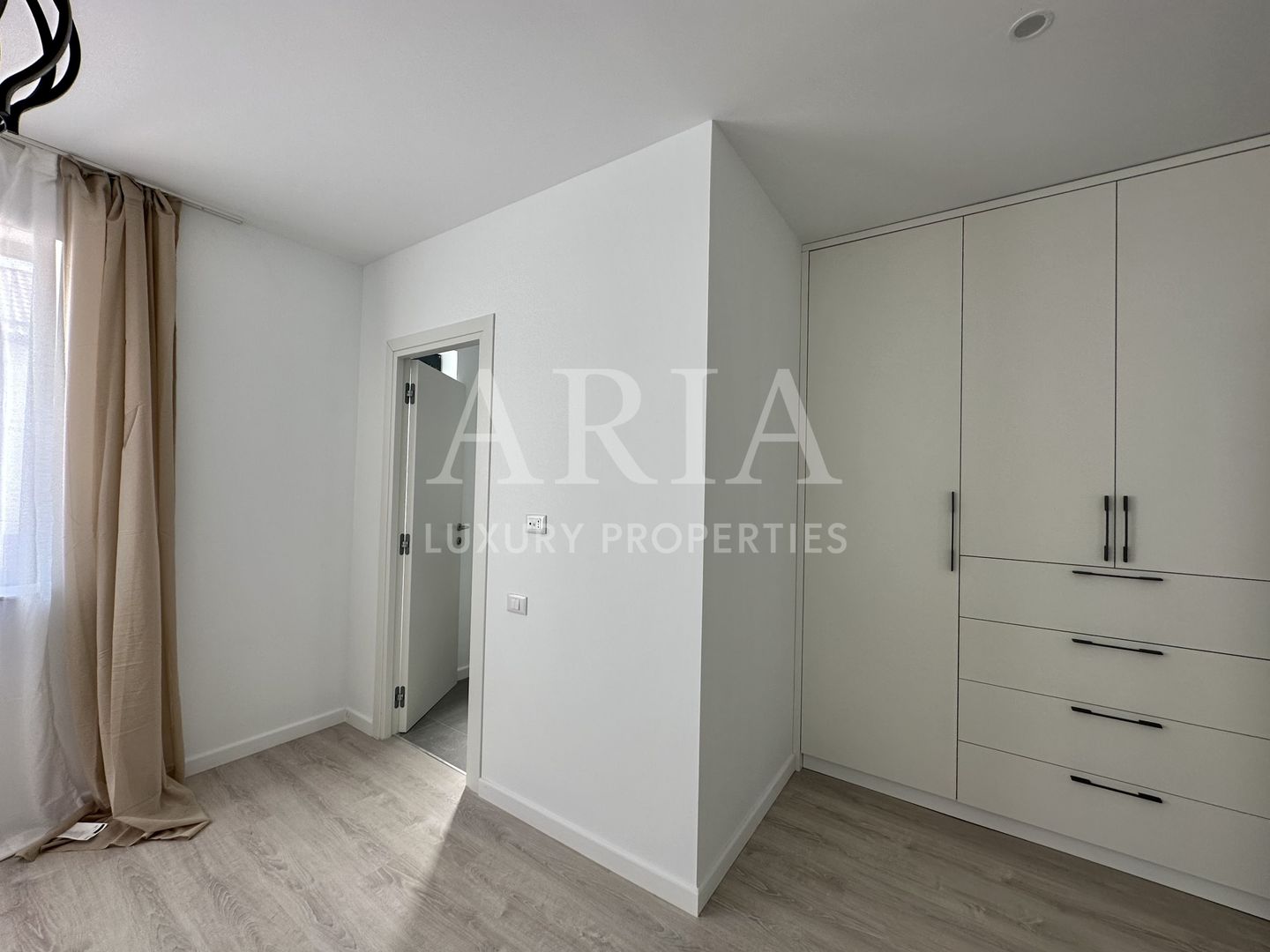 MOBEXPERT HOMES GATED COMMUNITY PIPERA - Poză 11