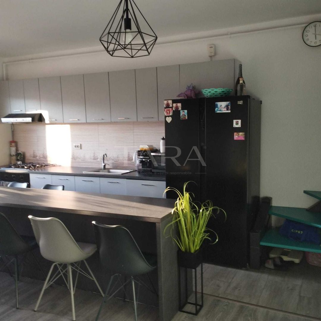 Vanzare apartament pe 2 nivele, orientare Sudica. - Poză 2