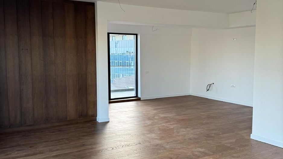 Duplex Superb de Vânzare în Zona Herăstrău-Aviatiei 5 camere - Poză 3