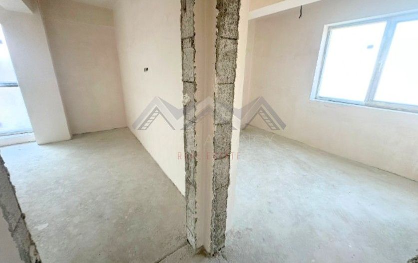 Apartament 3 camere Otopeni central | bloc cu lift, parcare - Poză 5