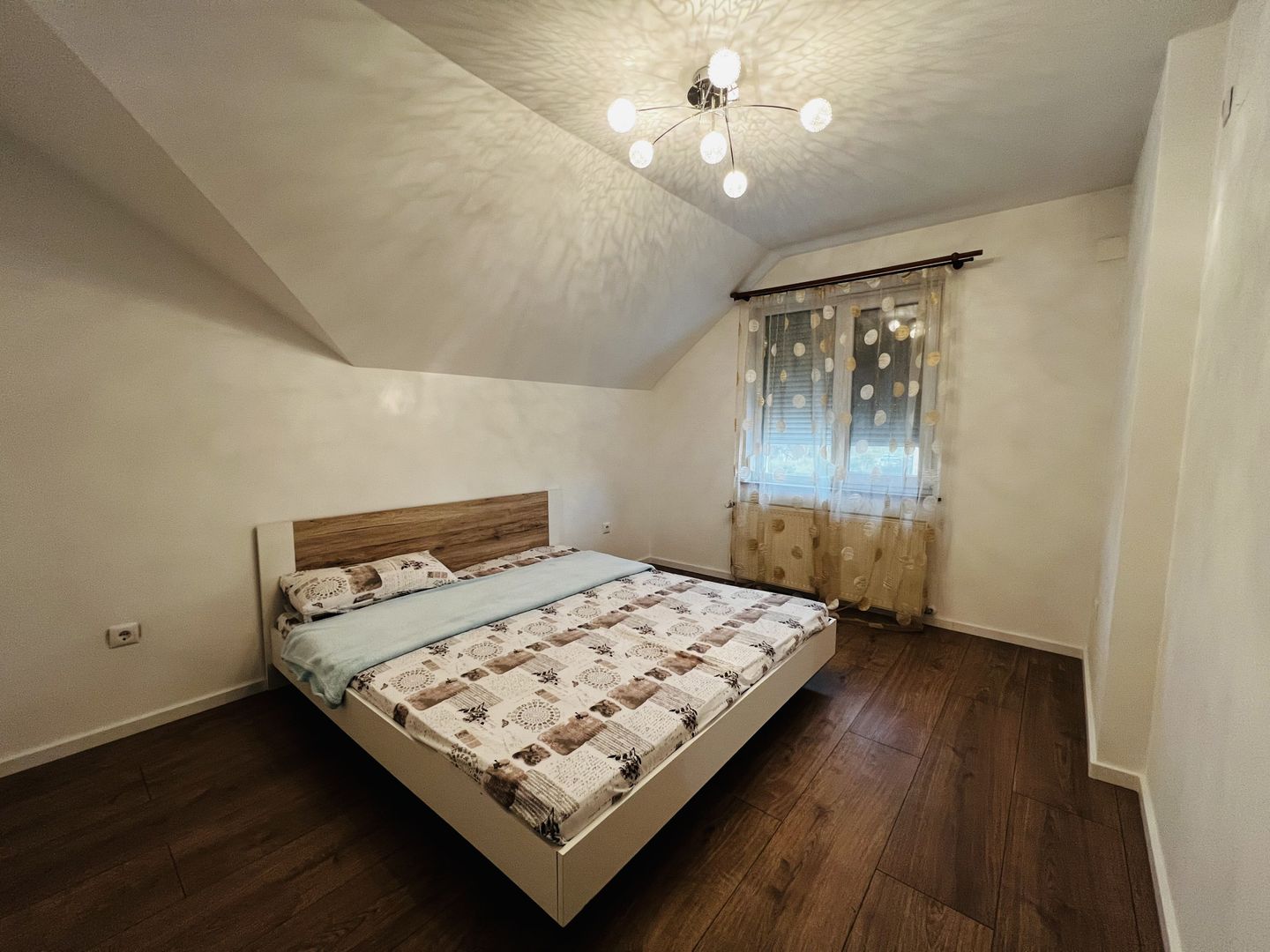 Vila 6 camere complet mobilata -320 mp Utili - Zona Bogdanestilor - Poză 13