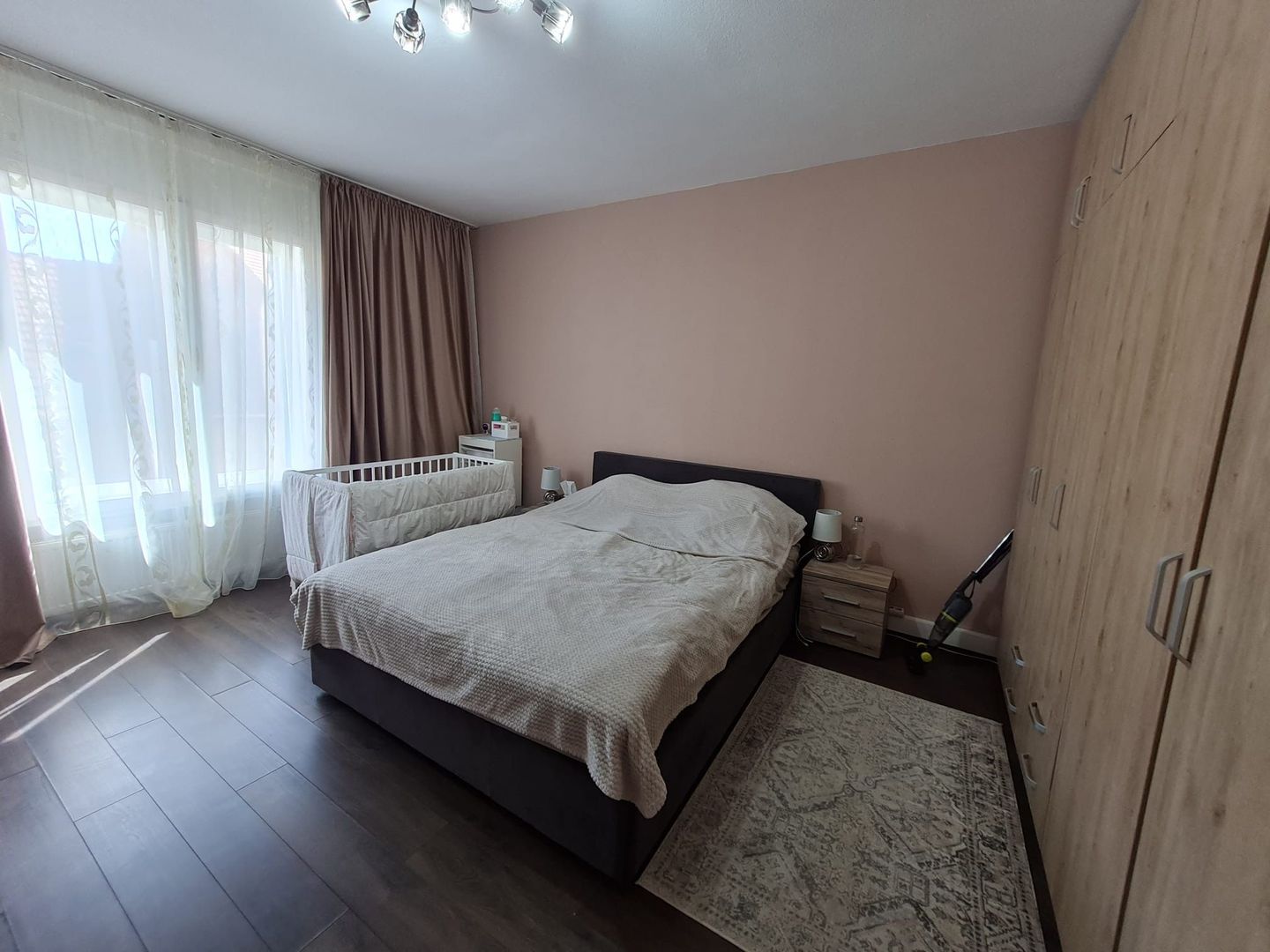 Apartament 3 camere în zona Pietei Victoria - Poză 4