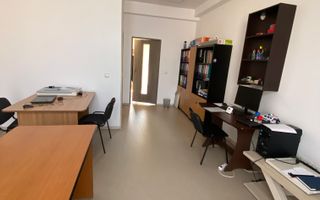 Spatiu birou - Poză 17