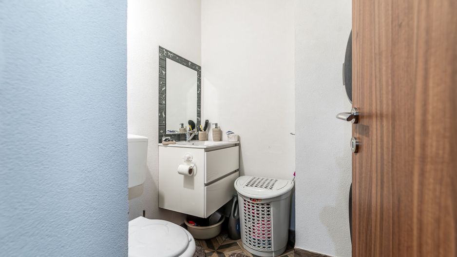 🏡 3 camere, 2 băi, parter – Aurel Vlaicu | 79.000 € - Poză 10