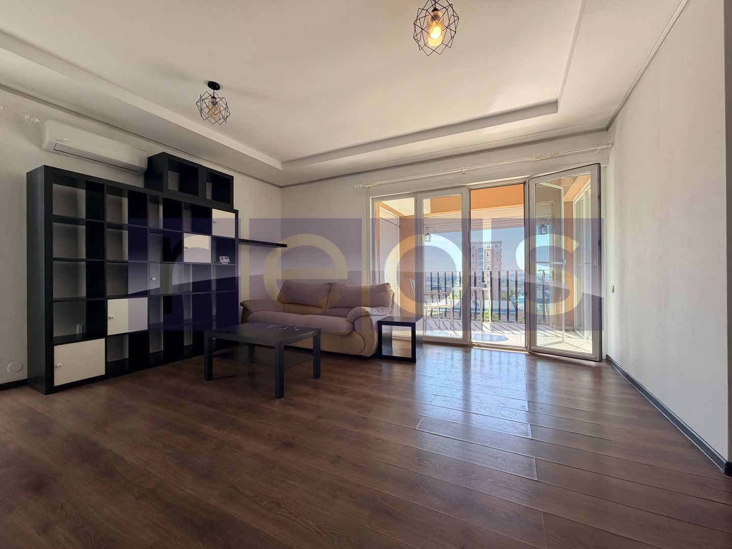 VANZARE 2 CAMERE | COSMOPOLIS | VEDERE PISCINA | PARCARE INCLUSA | - Poză 6