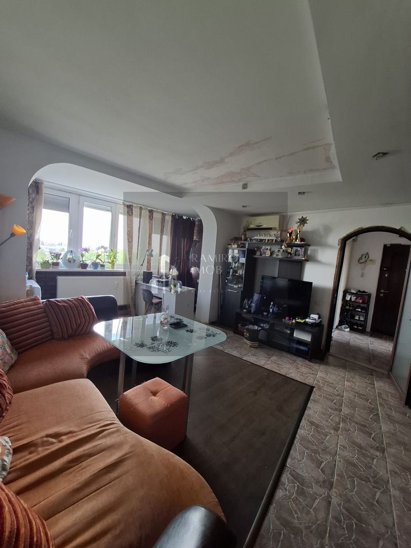Apartament 3 camere Soseaua Alexandriei / Antiaeriana - Poză 2