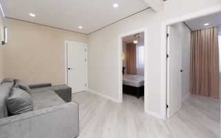 Vânzare, apartament cu 2 camere, str. Causeni, Botanica - Poză 1