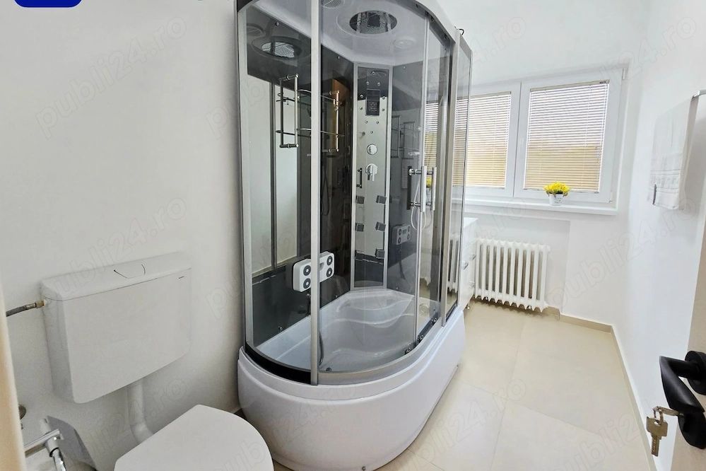 Închiriez apartament 4 camere, nemobilat, Unirii - Poză 7