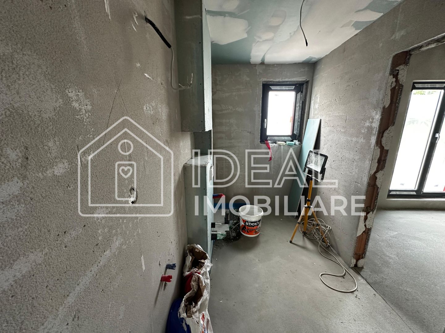 Apartament cu 4 camere si gradina 173 mpu, Cartierul Arhitectilor - Poză 4