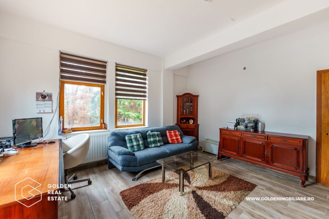 Oportunitate de investiție, vila pretabila pentru  afacere de familie - Poză 27