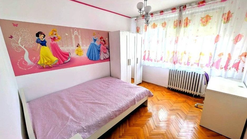 Apartament 4 camere. Decomandat. 2 Bai. Parcare. Brancoveanu. Huedin. - Poză 1