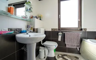 Casa cu teren 760 mp Episcopia Oradea - Poză 16