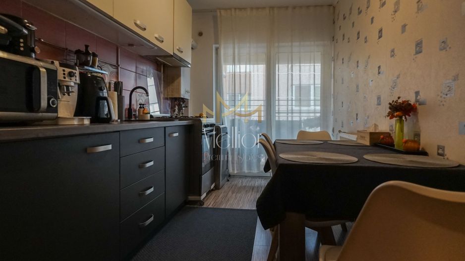 Apartament decomandat, 2 camere, balcon, parcare, Floresti, Somesului - Poză 1
