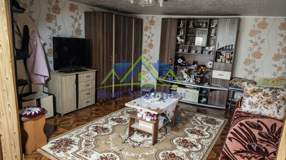 Casa de vanzare in Ghelari – liniste, natura si spatiu generos! Schimb - Poză 5