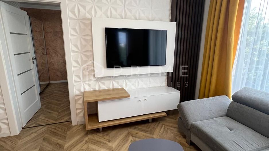 Apartament 2 camere lux de închiriat, central, bloc nou, loc parcare - Poză 31
