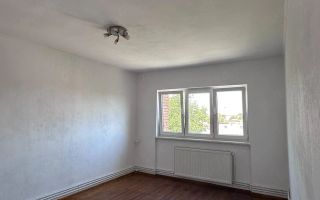 Apartament 1 cameră decomandat cu centrala - Poză 2