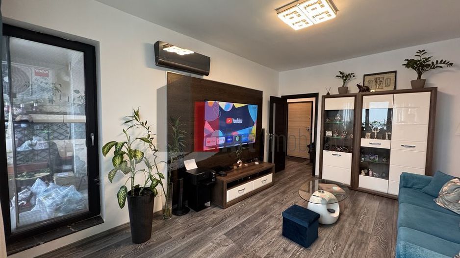 Inchiriez apartamet de 2 camere Politehnica, metrou, - Poză 1