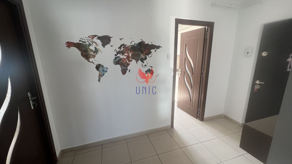 Apartament 3 camere 1 Mai M-uri zona Ciuperca - Poză 3