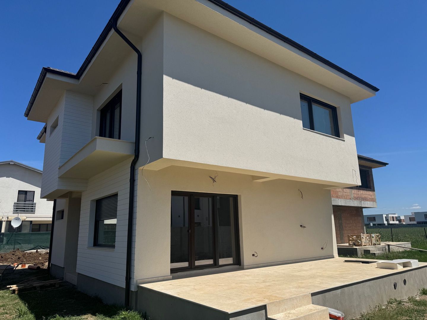 Vile PASIVE Tunari, asfalt, toate utilitatile, zona BUNA - Poză 2