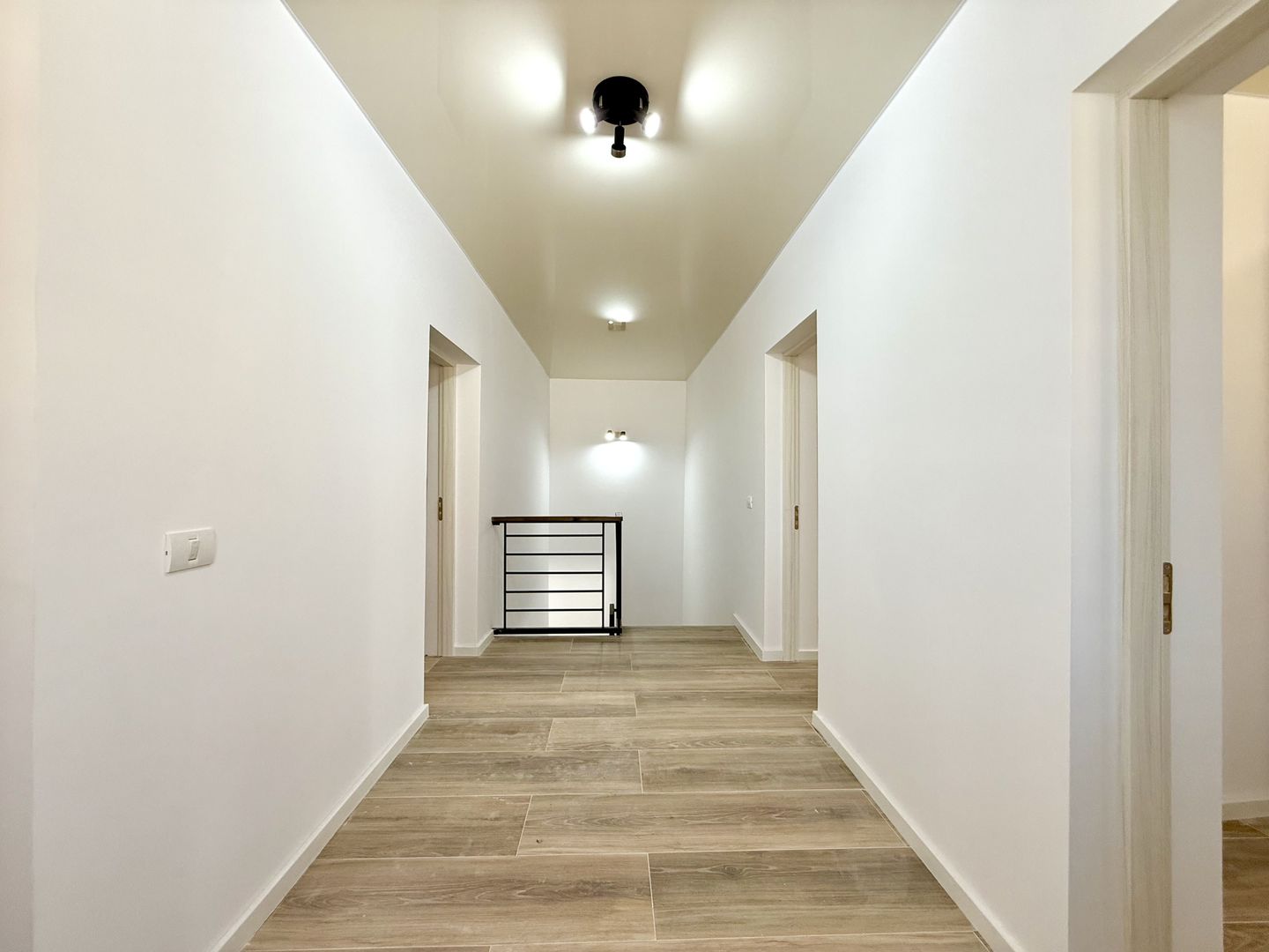 Casă premium de închiriat – Dumbrăvița - zona centrală - Poză 17