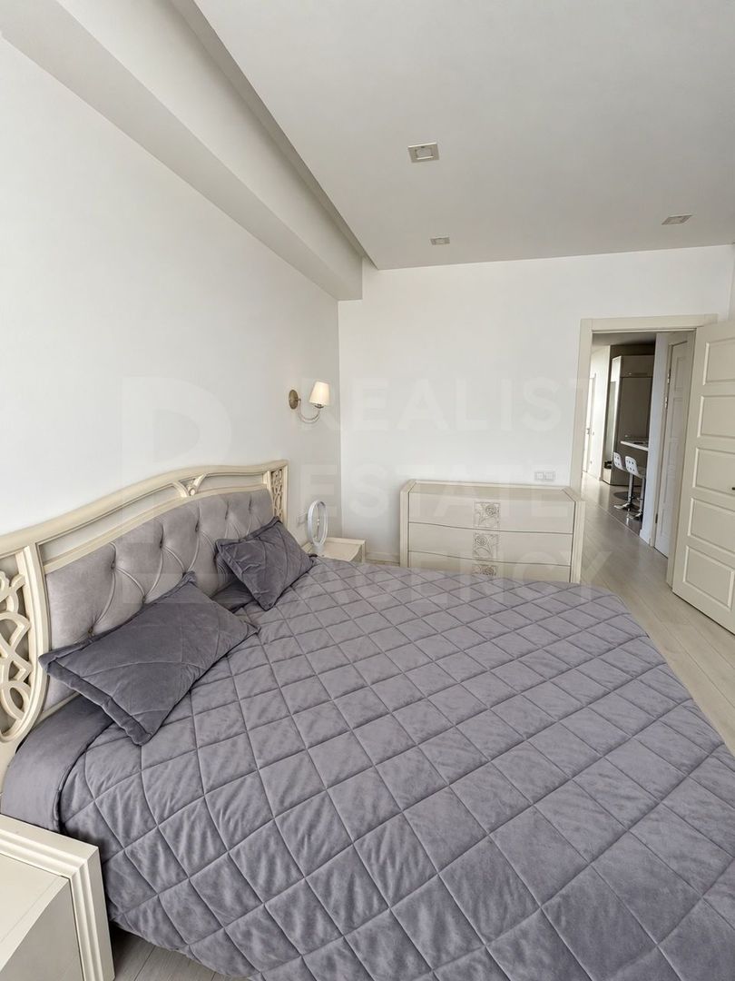Chirie, apartament, 3 camere, str. București, Centru - Poză 2