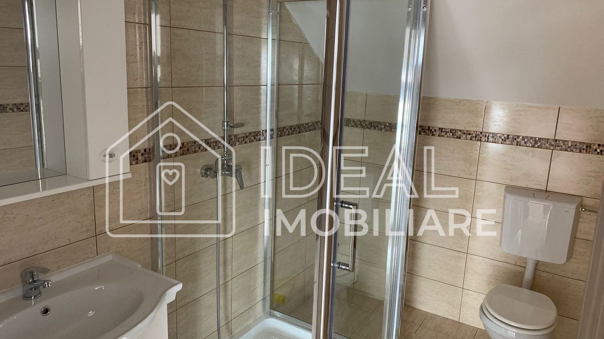Apartament spatios in Cisnadie - Poză 14