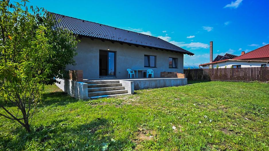 Casa personalizabila,pe un singur nivel,  pod mansardabil,pozitie cu liniste - Poză 19