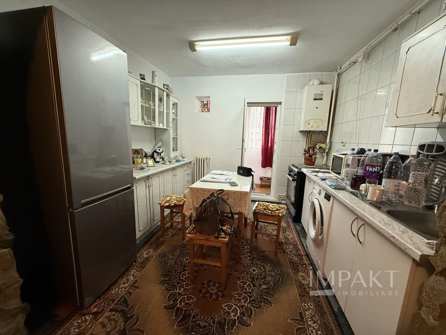 Apartament 2 Camere decomandate, etaj intermediar, zona Primaverii - Poză 3