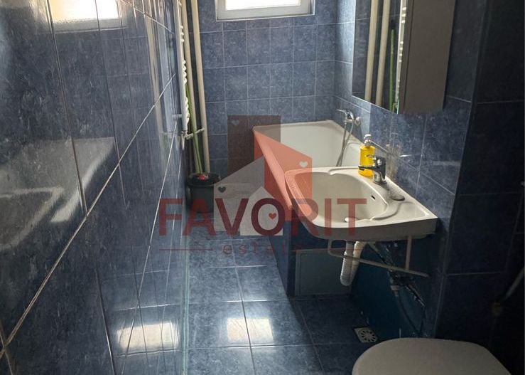 1 camera | mobilat si utilat | etaj intermediar | zona excelenta | - Poză 5