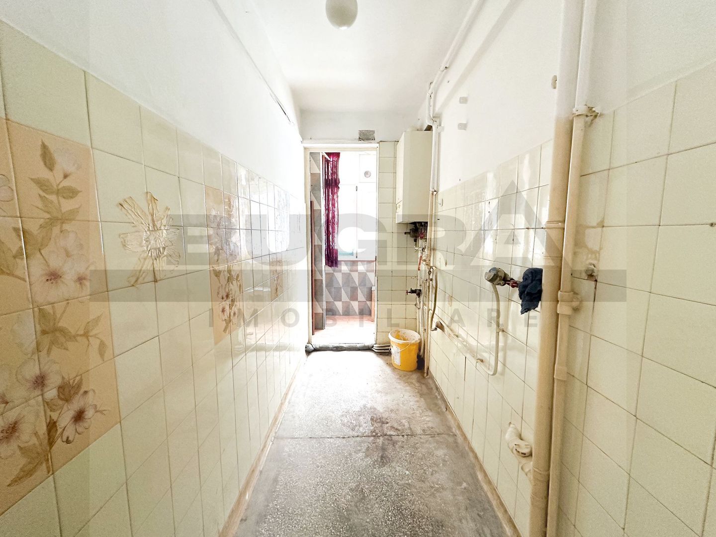 Apartament 3 camere, etaj intermediar, zona P-ta Hermes - Poză 7