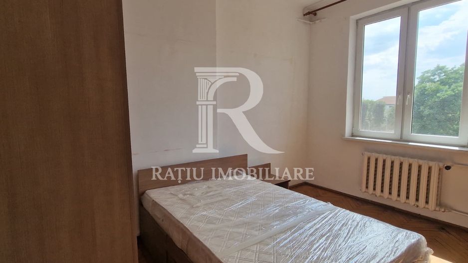 Apartament cu 3 camere | Rogerius | Oradea - Poză 1