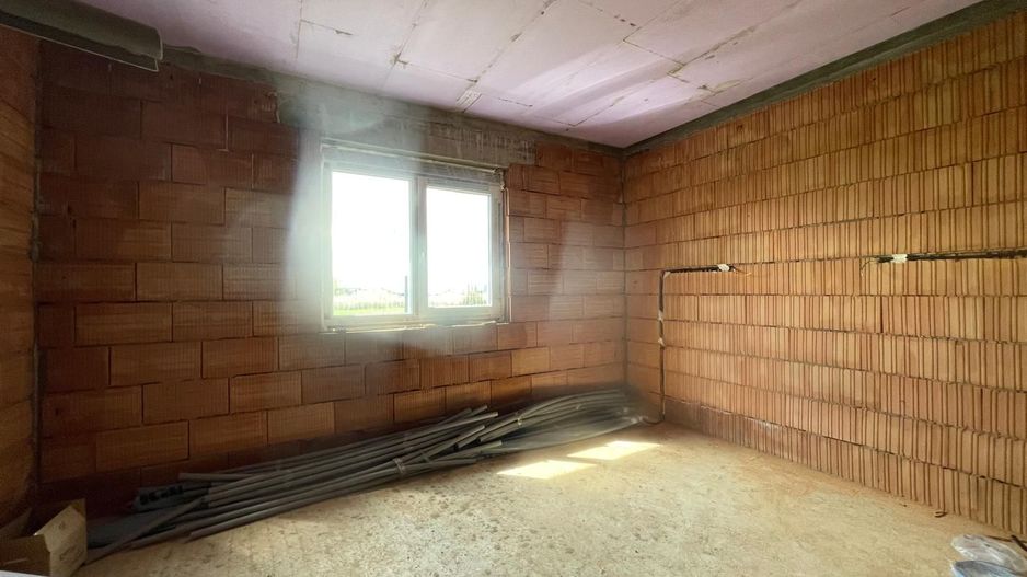 Duplex pe parter 98mp - Mosnita Veche - 143.900€ - Poză 6