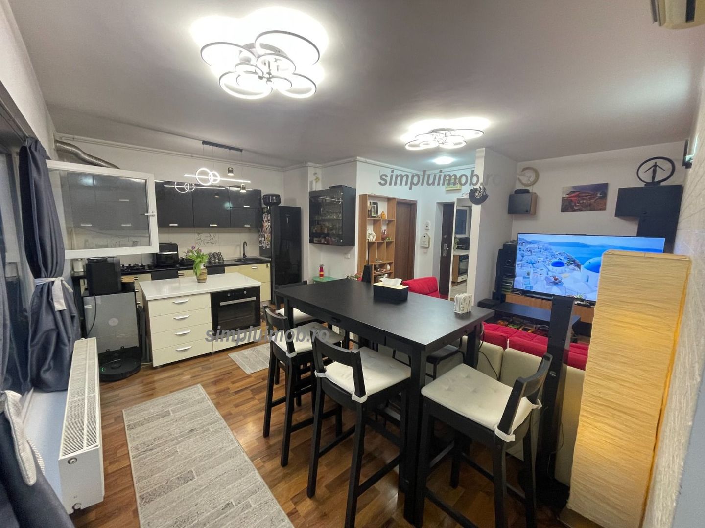 Titan 3 Camere Modern - Poză 2