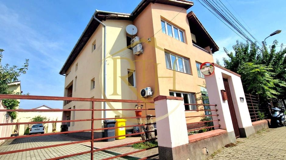 De vânzare apartament cu 2 camere– Zonă rezidențială Soarelui - Poză 1