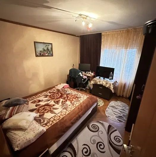 Ap. 4 camere Bucovina etaj 2 centrala proprie - Poză 7