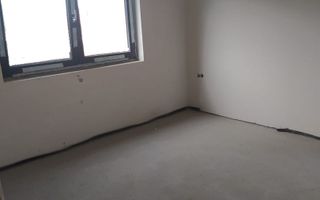 Casa de vanzare tip duplex in cartierul Europa,zona Bibescu - Poză 13