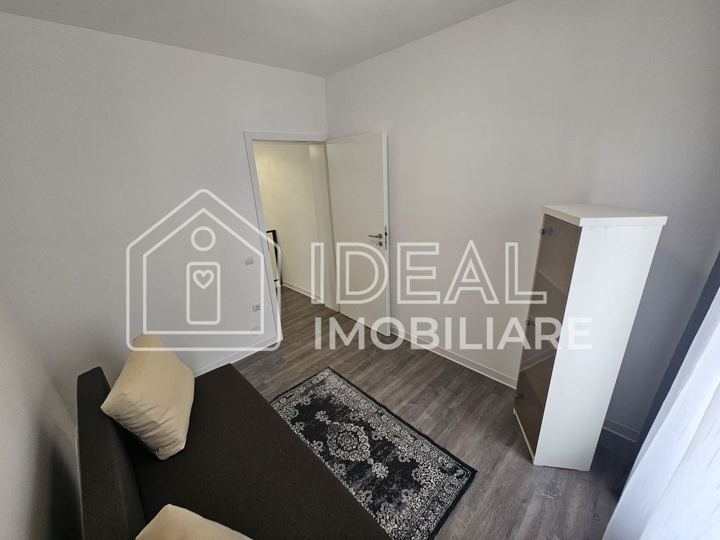 Casa cu 4 camere si gradina,  in Cartierul Arhitectior - Poză 8