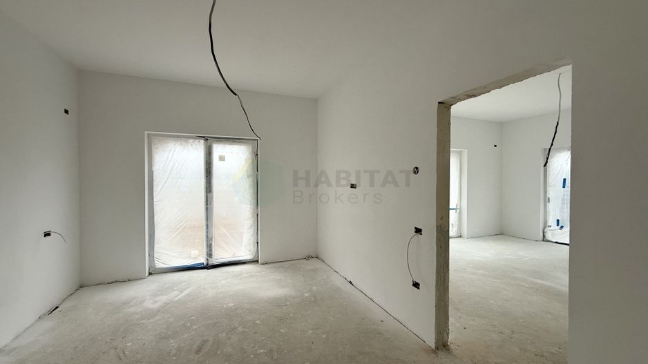 Casa 4 camere pe parter-Tunari | Teren 400 mp - Poză 11