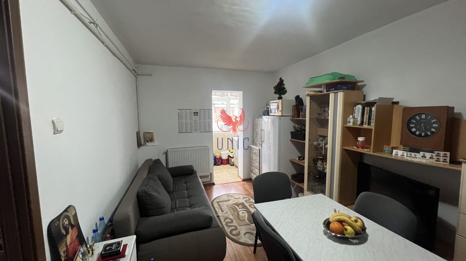 Apartament 2 camere Transformat in 3 camere Rovine - Poză 3