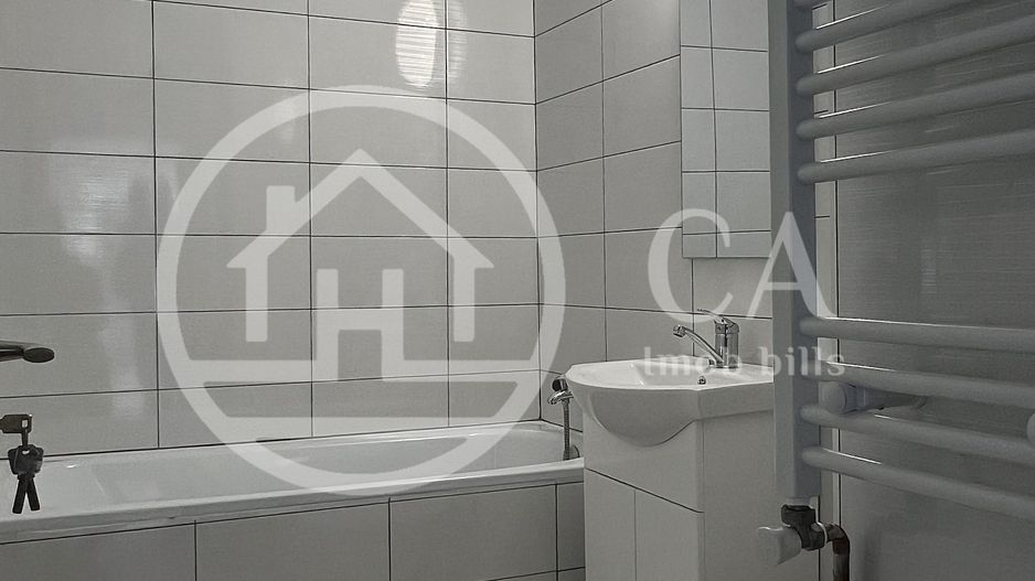 Apartament cu 2 camere de vanzare, Bloc reabilitat, Nufarul, Oradea - Poză 12