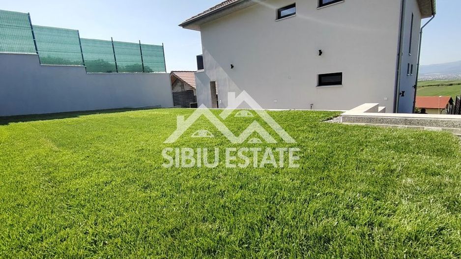 Casa noua 4 camere, garaj, pivnita Sibiu, Sura Mare - Poză 3
