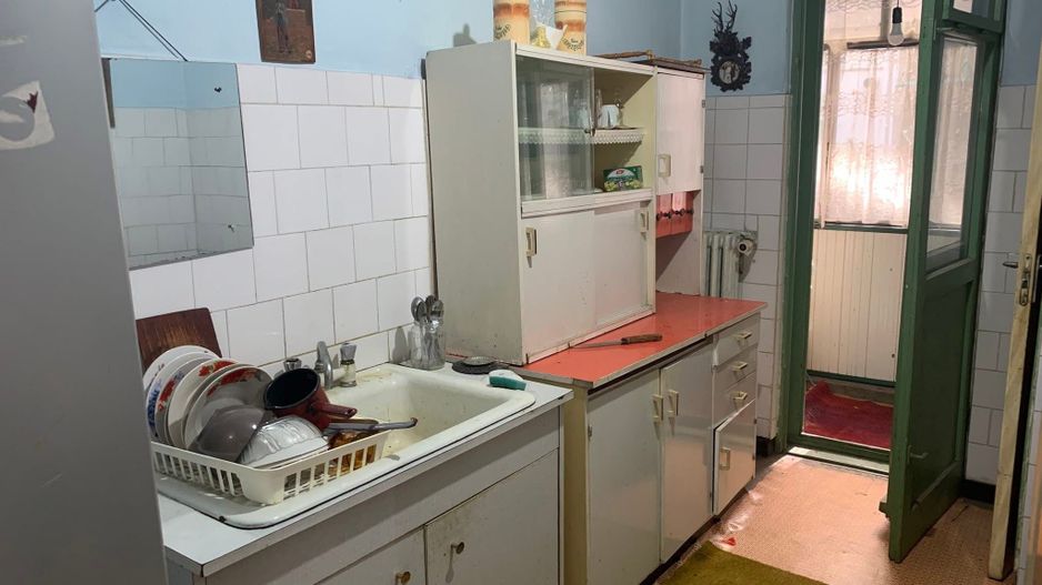 ofer spre vanzare apartament 3 camere zona Splai Mihai Viteazul, etaj - Poză 3