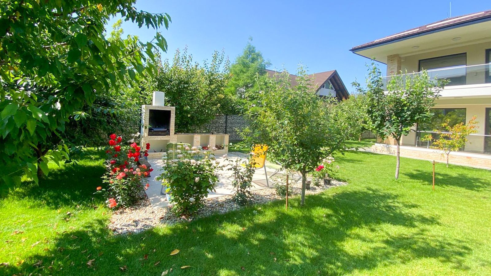 Vânzare vilă 8 camere | Grădină 500mp | 3 locuri de parcare - Poză 7