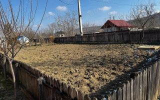 Casa locuibila, Hermeziu, 39 km de Iasi, racordata la apa - Poză 3