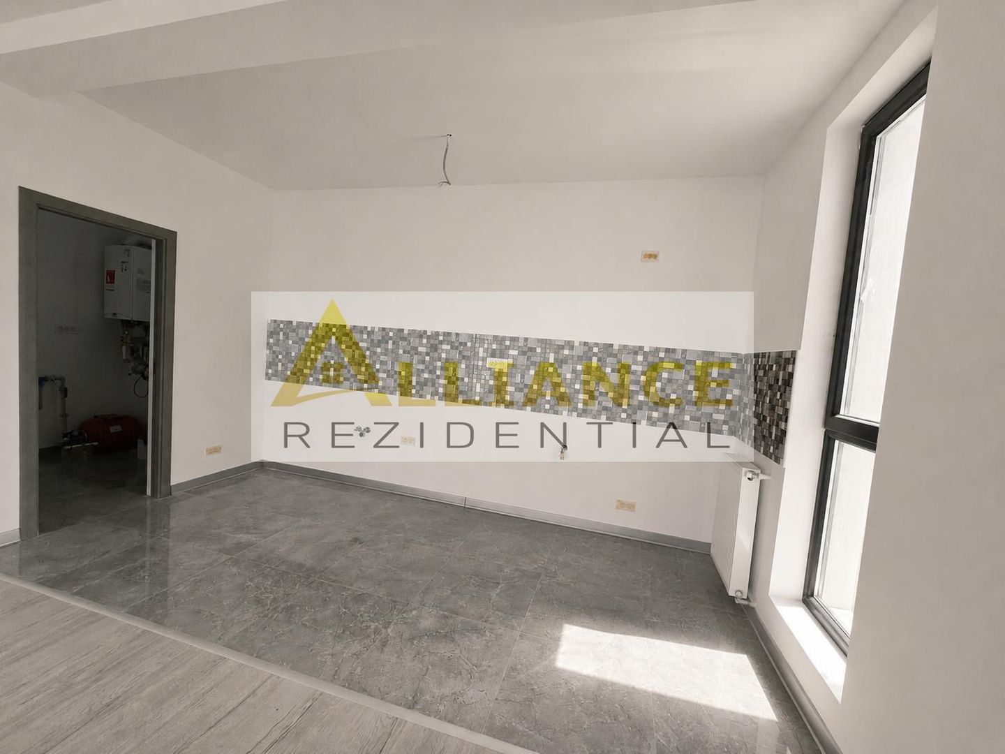 Casa individuala-444mp teren-camera tehnica-cartierul nou - Poză 4
