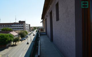 Apartament cu 2 camere zonă centrală - ARAD - Poză 13