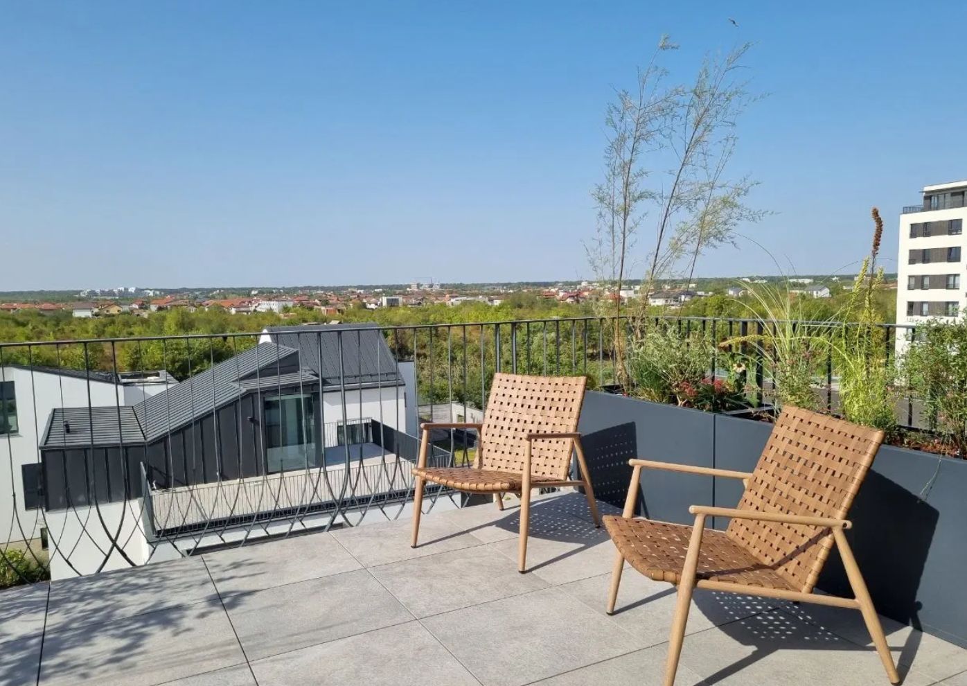 Inchiriere apartament 3 camere Avalon Estate - Poză 18